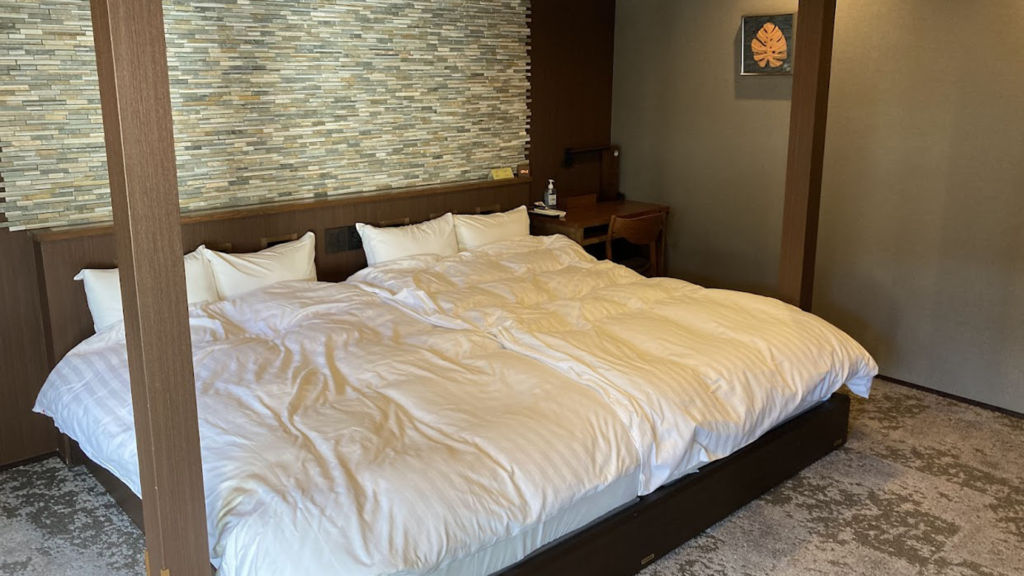 上諏訪温泉諏訪荘洋室